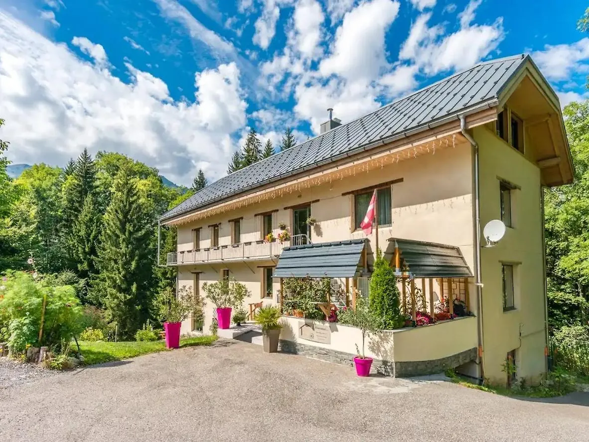 Вилла Le Moulin Des Olirics Салланш 0*,  Франция